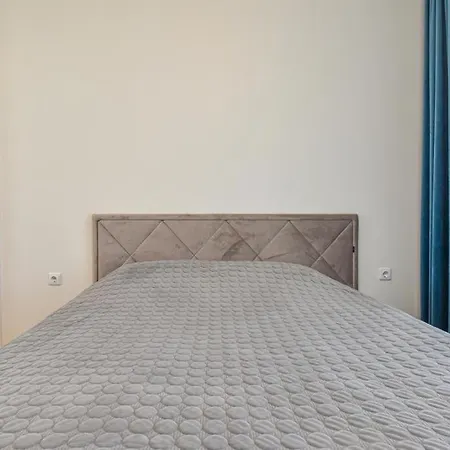 Mano Jura - Готель *