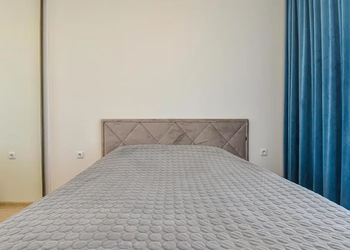 Mano Jura - Готель *